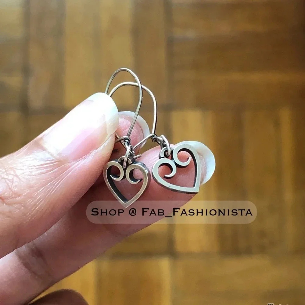 James Avery Retired Sterling Silver Heart Earrings